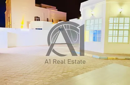 فيلا - 3 غرف نوم - 4 حمامات للايجار في عود بن سجحان - المويجي - العين