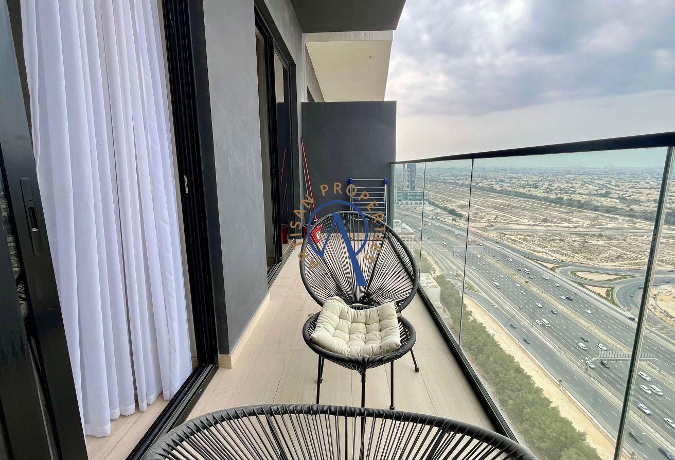 FURNISHED | MULTIPLE VIEWS | CALL NOW photo 12