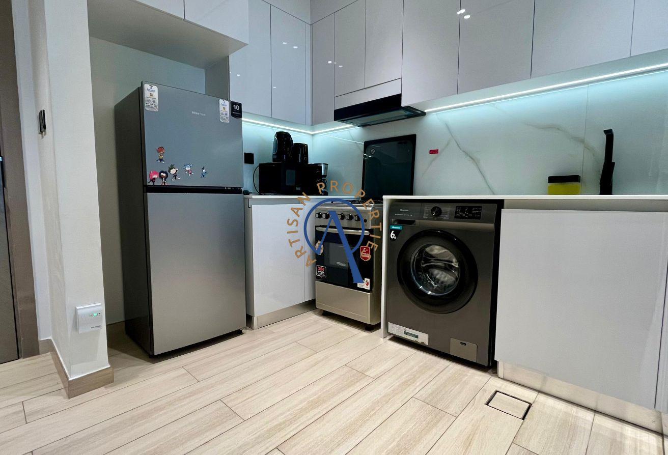 FURNISHED | MULTIPLE VIEWS | CALL NOW photo 9