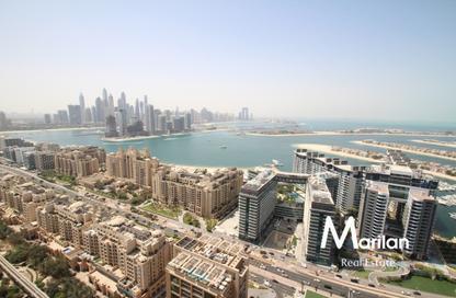 Apartment - 1 Bedroom - 1 Bathroom for rent in The Palm Tower - Palm Jumeirah - Dubai