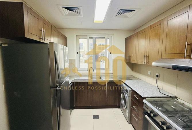 Exclusive 3 Bedroom + Maid Room Villa | Block C photo 3