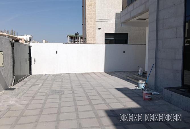 81521000 - Property Image 3