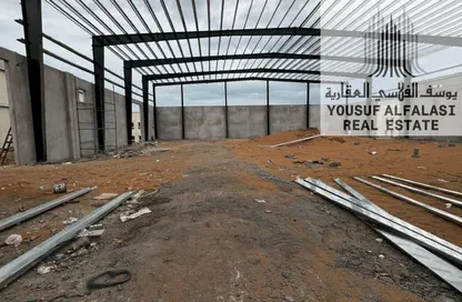 مستودع - استوديو - 4 حمامات للبيع في أم الثعوب - أم القيوين