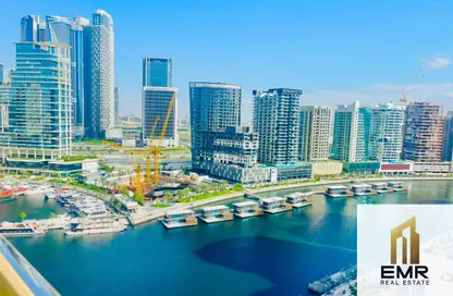 Apartment - 2 Bedrooms - 3 Bathrooms for rent in Coral Tower - Business Bay - Dubai