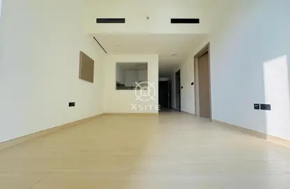 Apartment - 1 Bedroom - 2 Bathrooms for rent in Binghatti LUNA - District 12 - Jumeirah Village Circle - Dubai