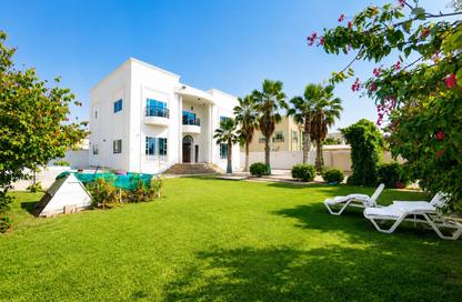 Villa - 5 Bedrooms - 7 Bathrooms for rent in Al Barsha 2 - Al Barsha - Dubai