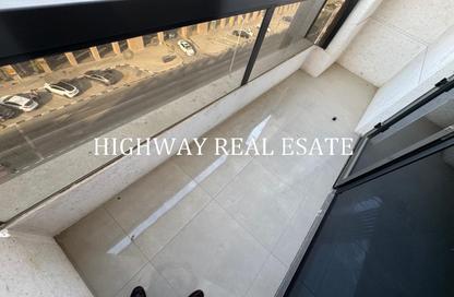 Apartment - 2 - 3 for rent in Muwaileh 29 Building - Muwaileh - Sharjah