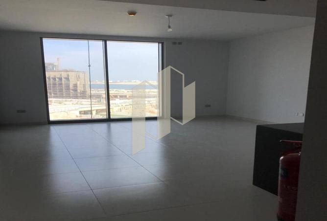 112731405 - Property Image 2