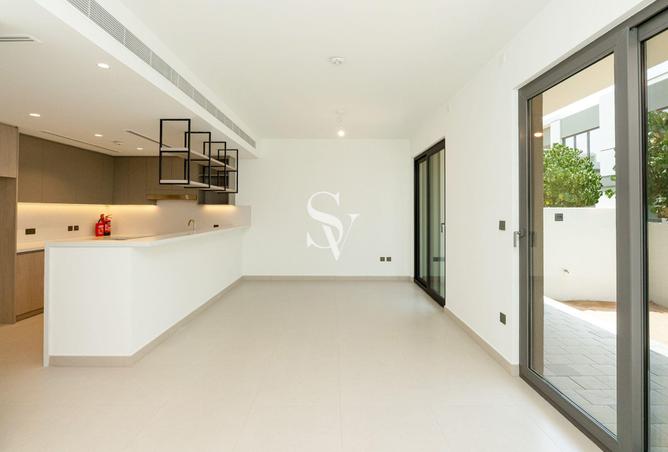 2OZt0unQcJE - صورة العقار 2