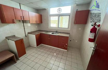 Apartment - 1 - 2 for rent in Al Plaza Building - Al Ghuair - Al Gharb - Sharjah