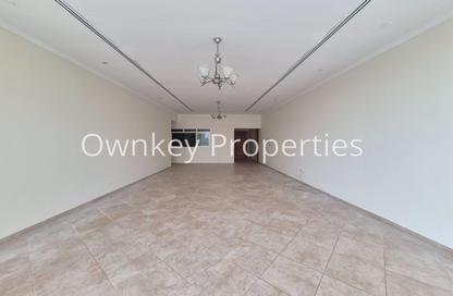 Apartment - 2 Bedrooms - 4 Bathrooms for rent in Gulf Residence Tower B - Oud Metha - Bur Dubai - Dubai Apartment - 2 Bedrooms - 4 Bathrooms for rent in Gulf Residence Tower B - Oud Metha - Bur Dubai - Dubai