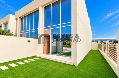 Townhouse - 1 - 2 for rent in Rukan 3 - Rukan - Dubai