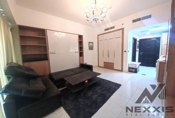 76971101 - Property Image 2