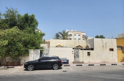 Villa - 6 Bedrooms - 4 Bathrooms for sale in Liwara 1 - Ajman