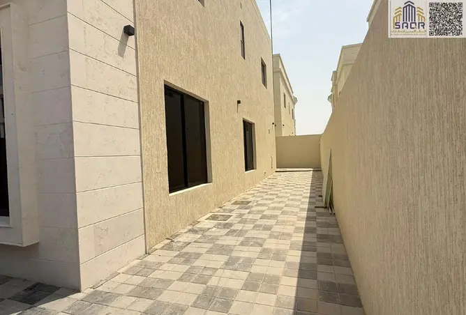 147760755 - Property Image 3