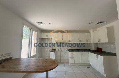 Townhouse - 2 Bedrooms - 2 Bathrooms for rent in Springs 2 - The Springs - Dubai Townhouse - 2 Bedrooms - 2 Bathrooms for rent in Springs 2 - The Springs - Dubai