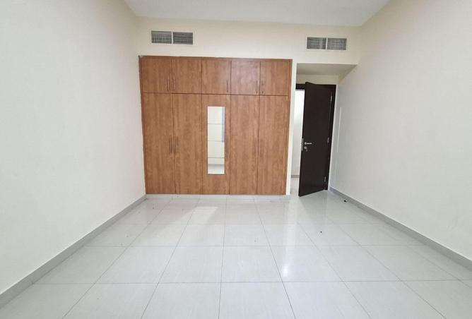 99549372 - صورة العقار 3
