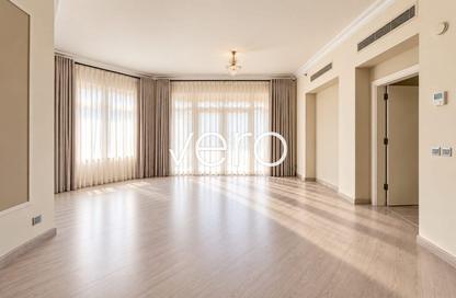 Apartment - 3 - 3 for rent in Al Basri - Shoreline Apartments - Palm Jumeirah - Dubai