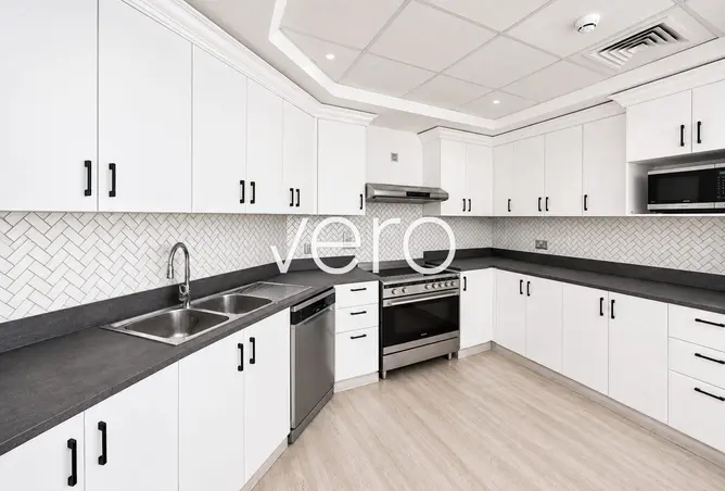 154594334 - Property Image 3