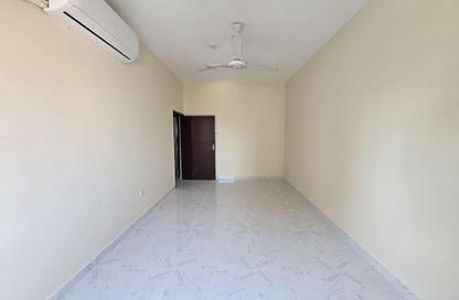 Apartment - 1 Bedroom - 1 Bathroom for rent in Al Qulaya'ah - Al Sharq - Sharjah