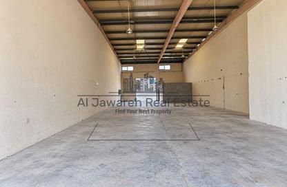 Warehouse - Studio - 2 for rent in Umm Al Thuoob - Umm Al Quwain