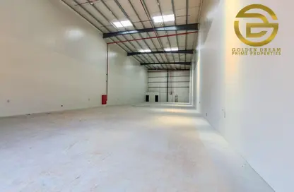 Warehouse - Studio - 1 Bathroom for rent in Dubai Investment Park 1 (DIP 1) - Dubai Investment Park (DIP) - Dubai