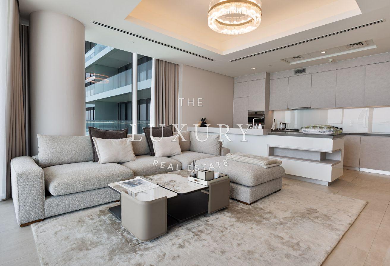 Luxury 2BR | Beachfront Living | Palm Jumeirah photo 2