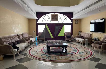 Villa - 6 - 7+ for rent in Al Barsha 3 - Al Barsha - Dubai Villa - 6 - 7+ for rent in Al Barsha 3 - Al Barsha - Dubai