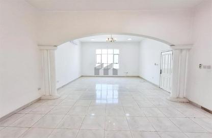 Villa - 4 - 6 for rent in Mohamed Bin Zayed City Villas - Mohamed Bin Zayed City - Abu Dhabi