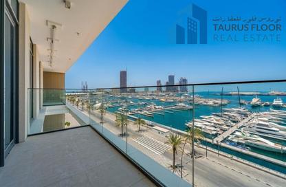 Apartment - 3 Bedrooms - 4 Bathrooms for rent in Seagate - Mina Rashid - Dubai