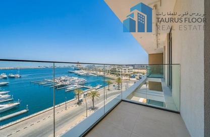 Apartment - 3 Bedrooms - 4 Bathrooms for rent in Seagate - Mina Rashid - Dubai