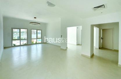 Villa - 4 Bedrooms - 5 Bathrooms for rent in Meadows 9 - Meadows - Dubai Villa - 4 Bedrooms - 5 Bathrooms for rent in Meadows 9 - Meadows - Dubai