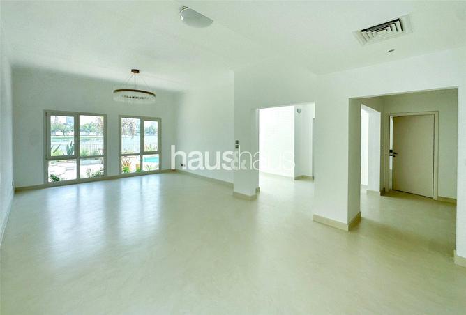 107307616 - Property Image 3