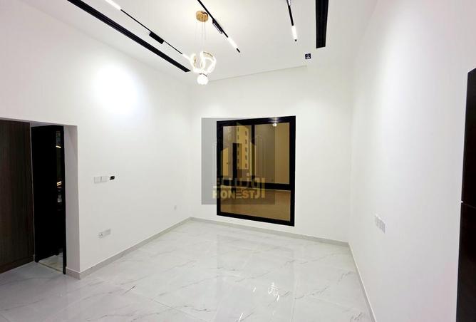 2Oj6dPQ887k - صورة العقار 3