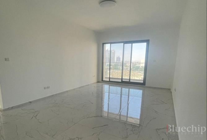 65153822 - صورة العقار 2