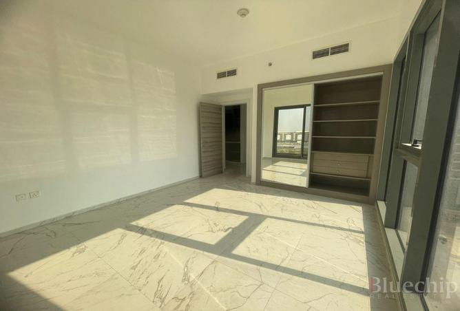 65153822 - صورة العقار 3