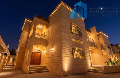 Villa - 4 - 6 for rent in Jumeirah 2 Villas - Jumeirah 2 - Jumeirah - Dubai