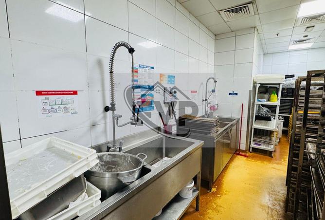 82371835 - صورة العقار 2