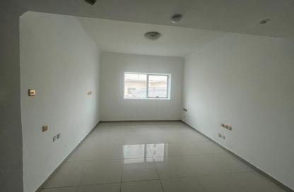 Apartment - Studio - 1 Bathroom for rent in New Al Taawun Road - Al Taawun - Sharjah