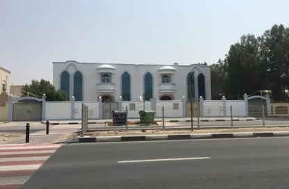 فيلا - 4 غرف نوم - 4 حمامات للايجار في العزرة - ضاحية الرقة - الشارقة