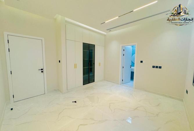 131100516 - Property Image 3