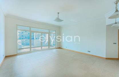 Apartment - 2 Bedrooms - 3 Bathrooms for rent in Al Khushkar - Shoreline Apartments - Palm Jumeirah - Dubai