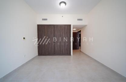 Apartment - 1 Bedroom - 2 Bathrooms for rent in Mazaya 5 - Queue Point - Liwan - Dubai Apartment - 1 Bedroom - 2 Bathrooms for rent in Mazaya 5 - Queue Point - Liwan - Dubai