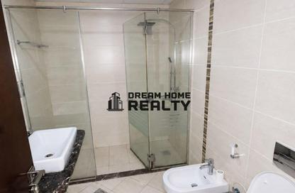 Penthouse - 3 Bedrooms - 3 Bathrooms for rent in Asas Tower - Al Khan Lagoon - Al Khan - Sharjah