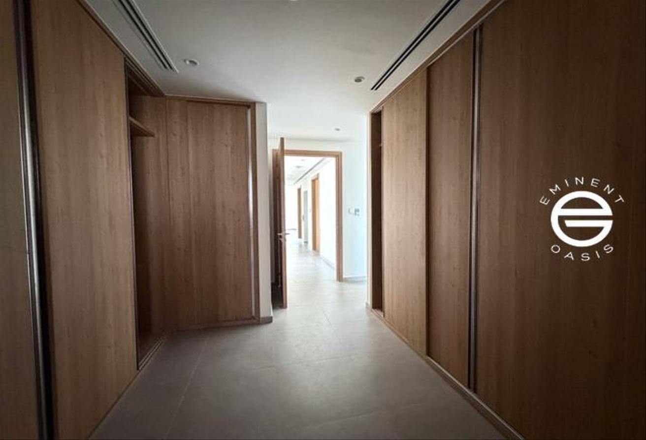 Vacant | VASTU Unit | Private Pool | Brand New photo 21