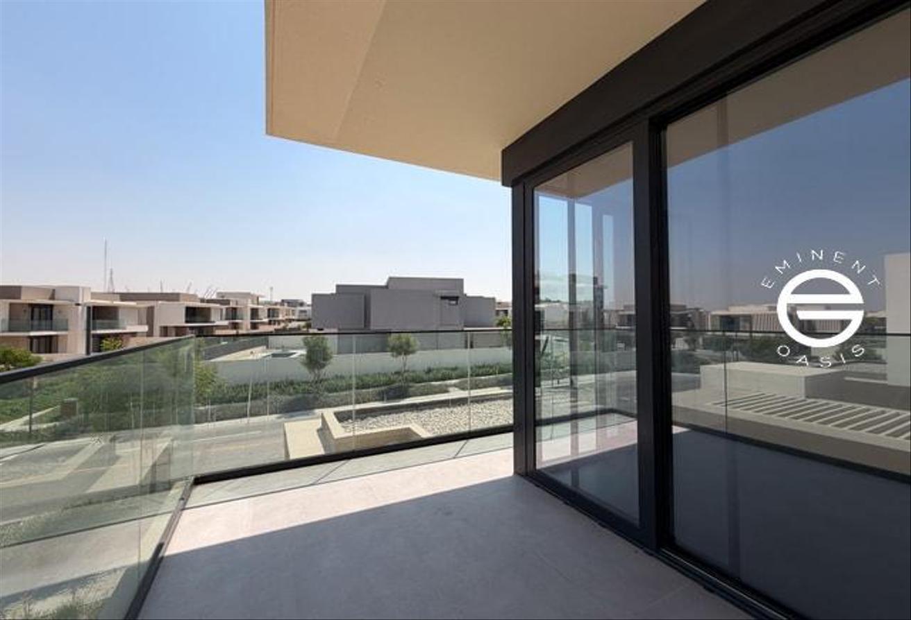 Vacant | VASTU Unit | Private Pool | Brand New photo 28