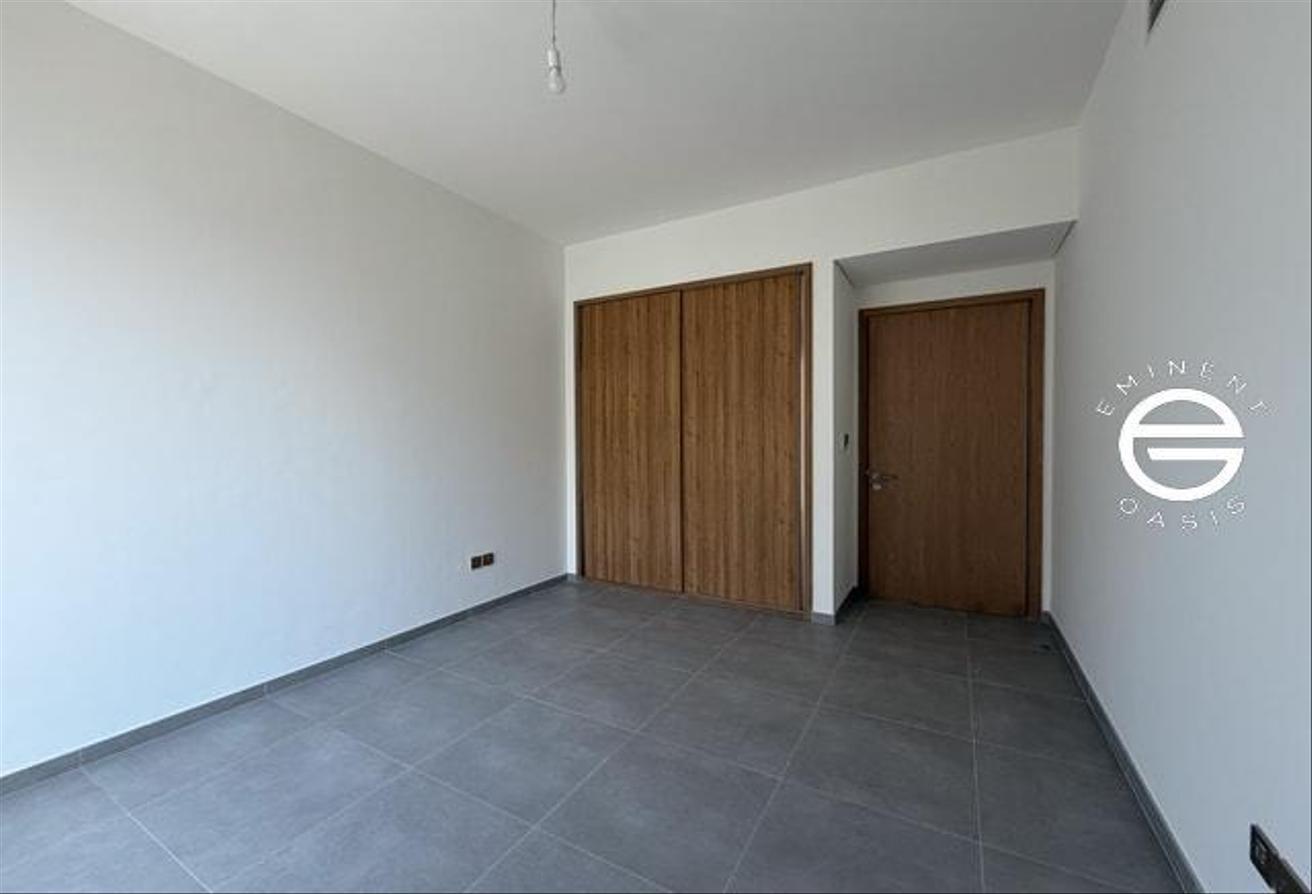 Vacant | VASTU Unit | Private Pool | Brand New photo 23