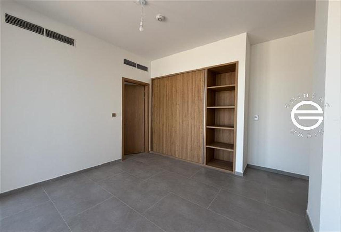 Vacant | VASTU Unit | Private Pool | Brand New photo 17