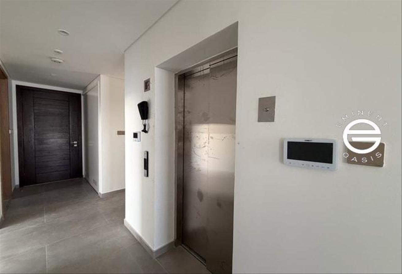 Vacant | VASTU Unit | Private Pool | Brand New photo 13
