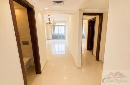 Apartment - 1 Bedroom - 2 Bathrooms for rent in Muwaileh 29 Building - Muwaileh - Sharjah